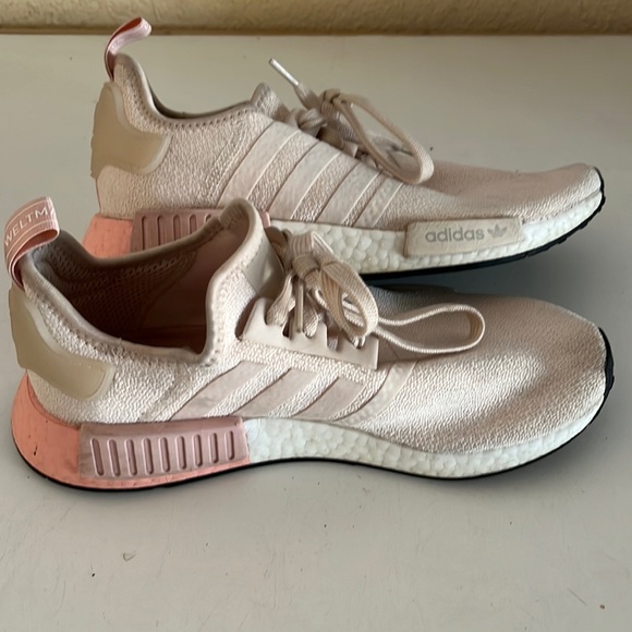 Adidas Womens NMD Shoes Size 8 1/2 - Picture 3 of 7